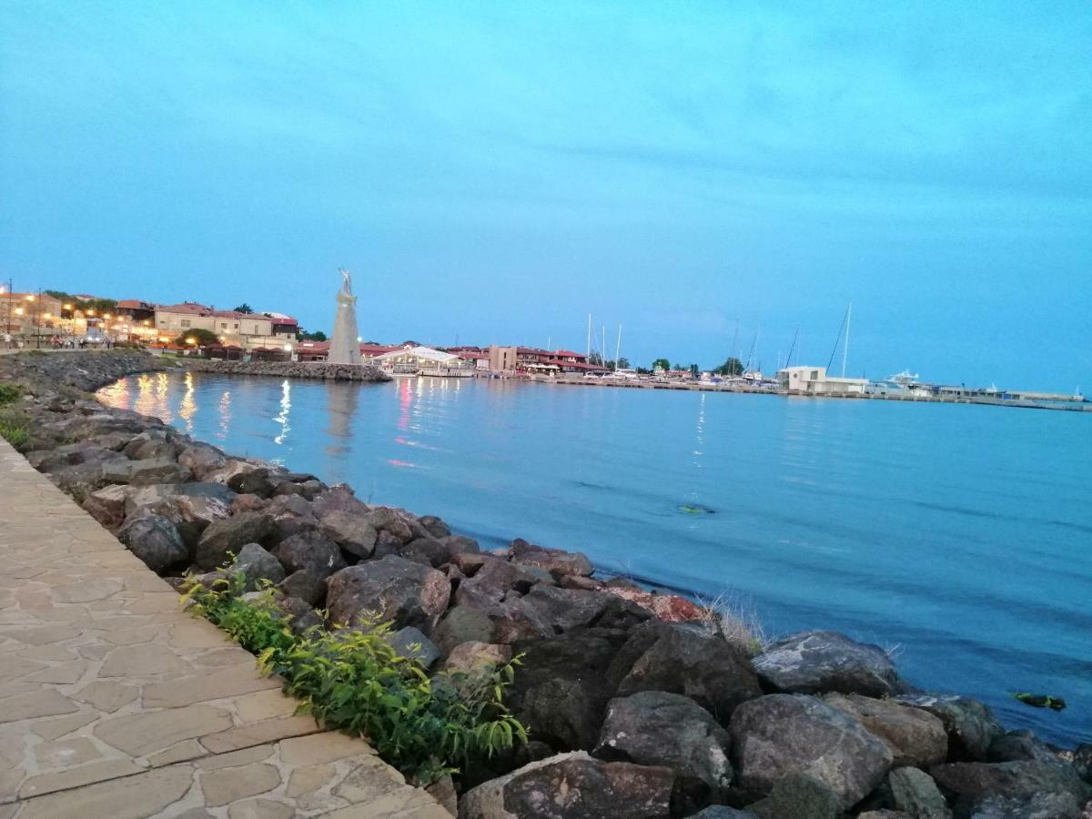 Apartmán Apartament ,,Edelvais- Lux" Nesebar Exteriér fotografie