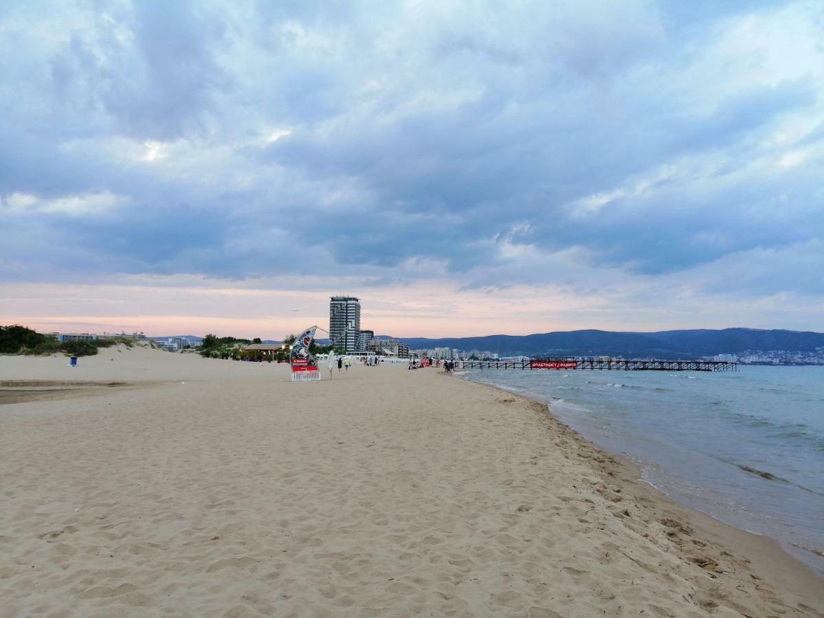 Apartmán Apartament ,,Edelvais- Lux" Nesebar Exteriér fotografie